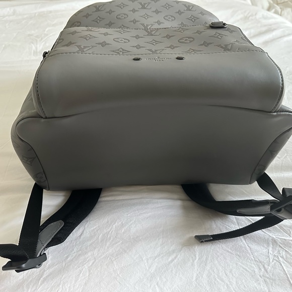 Louis Vuitton Backpack - Picture 3 of 7